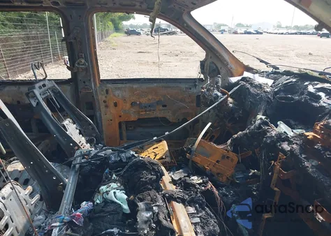 2013 Cadillac Escalade Luxury z USA, uszkodzony, nr VIN 1GYS4BEF7DR252152